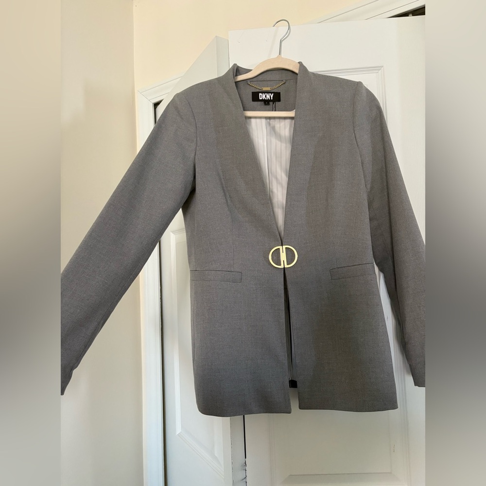DKNY Classic Gray blazer